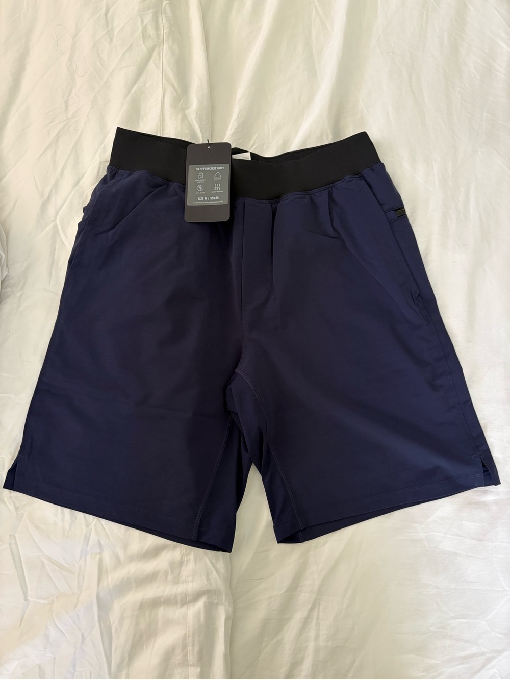 BNWT Fabletics Men’s The 9" Franchise Short in Navy